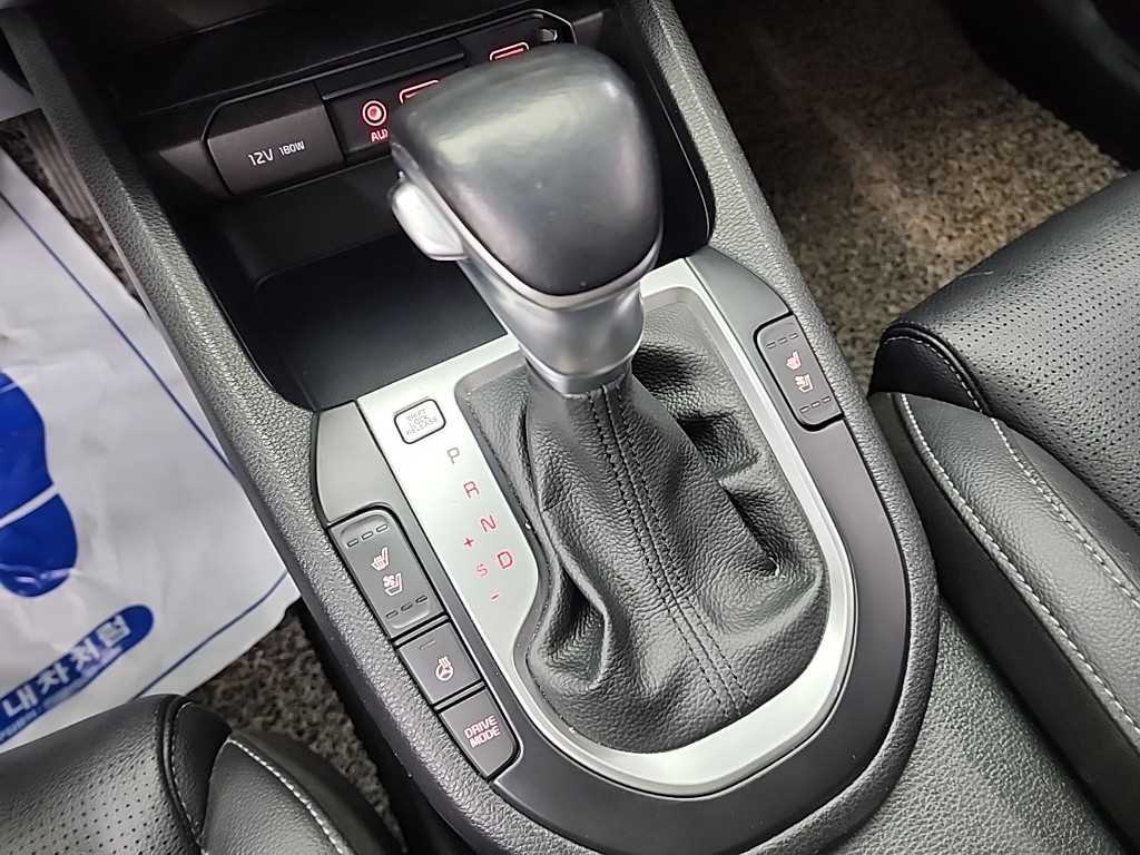 KIA K3 - Vista 8