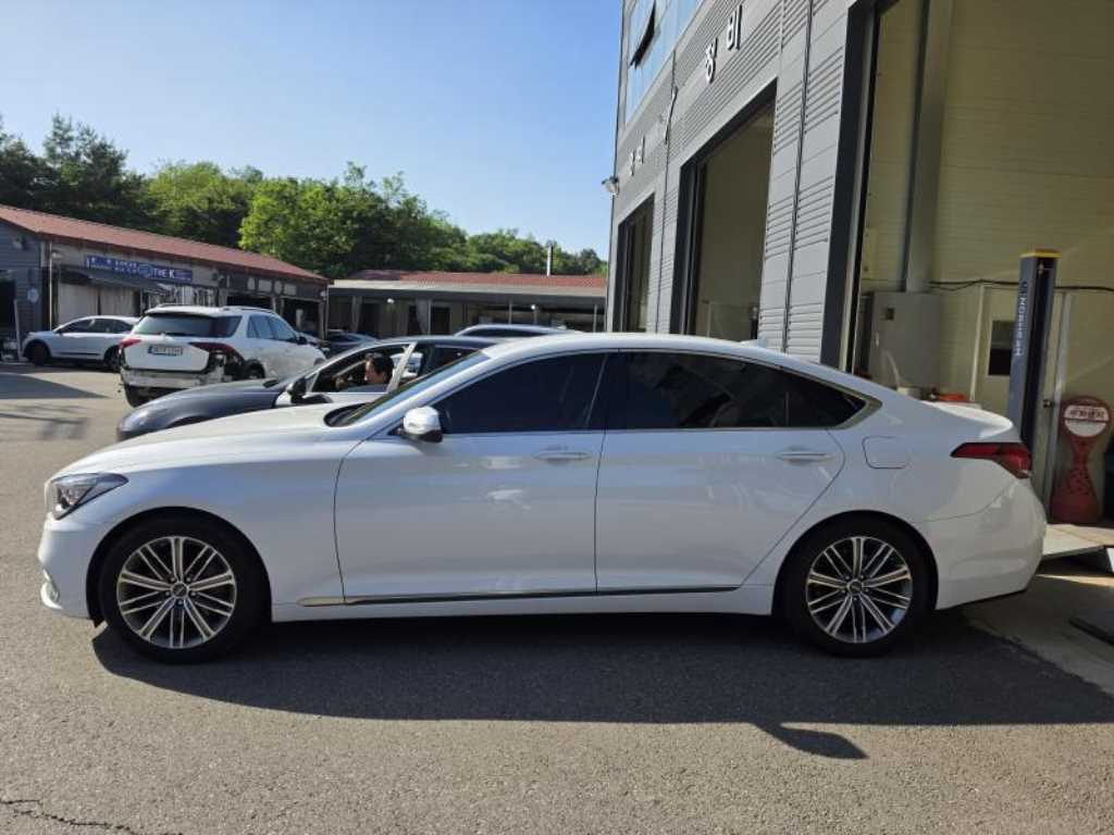 Genesis G80 - Vista 2