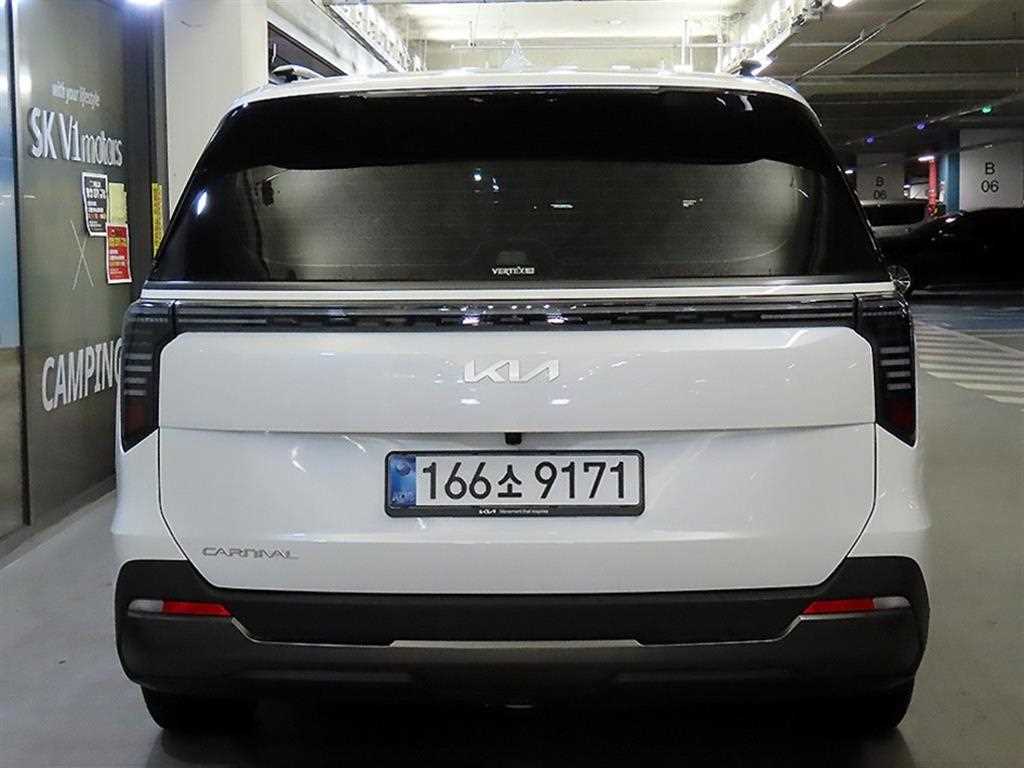 KIA Carnival - Vista 5