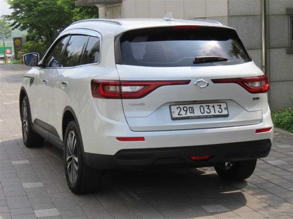 SAMSUNG QM6 - Vista 4