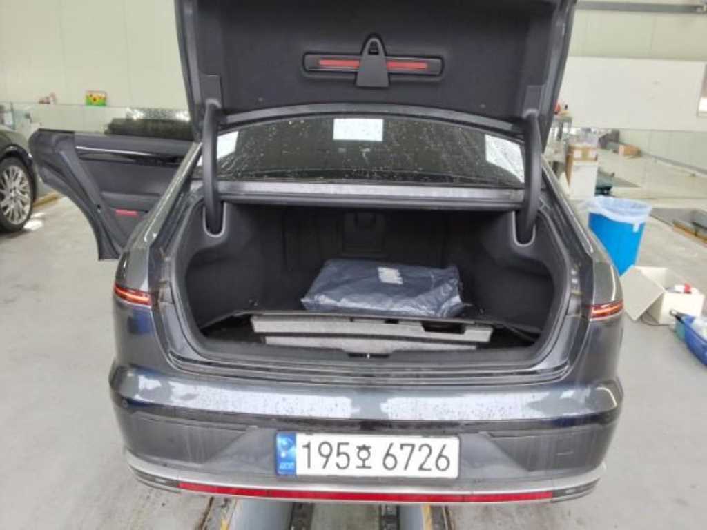 HYUNDAI Grandeur - Vista 12