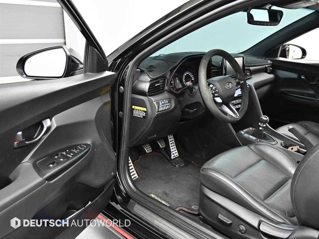 HYUNDAI Veloster - Vista 12