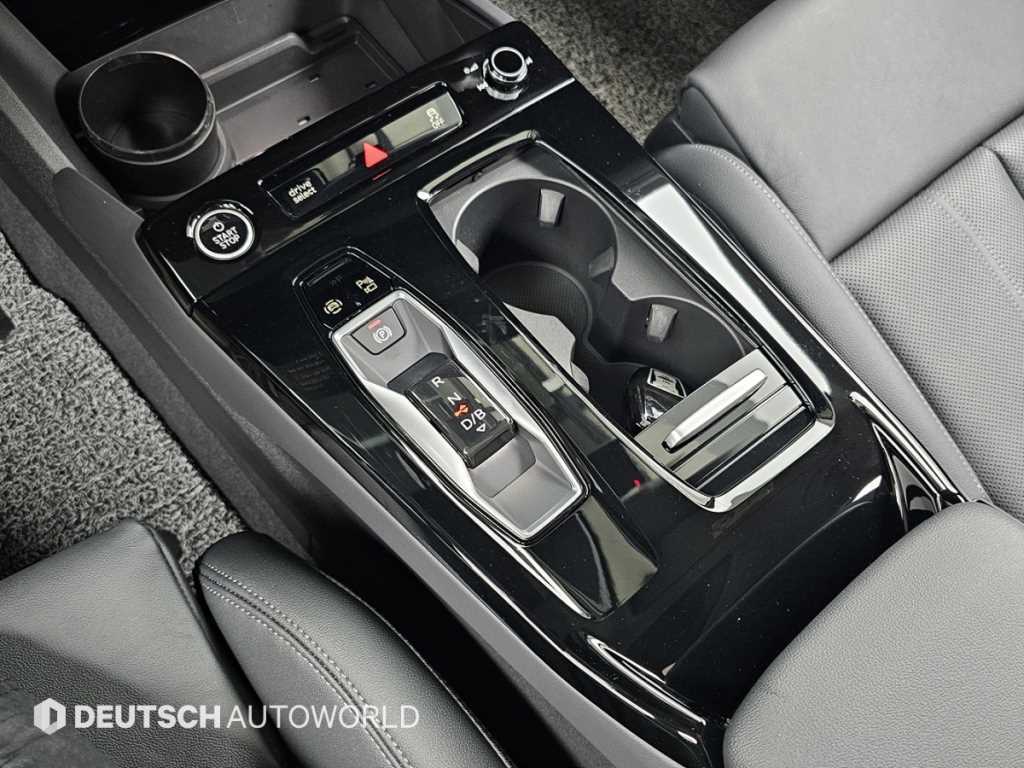 Audi Q6 e-tron - Vista 9