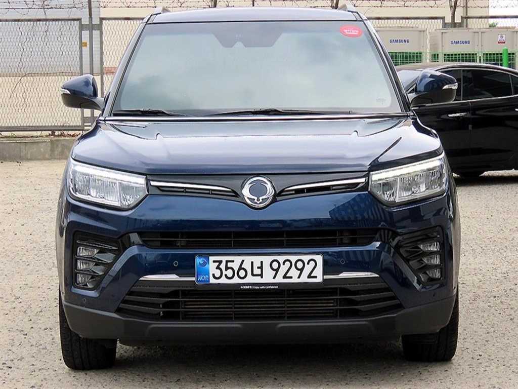 Ssangyong Tivoli 2021 Azul - Importación desde Corea - HF Imports Iquique - Foto 1