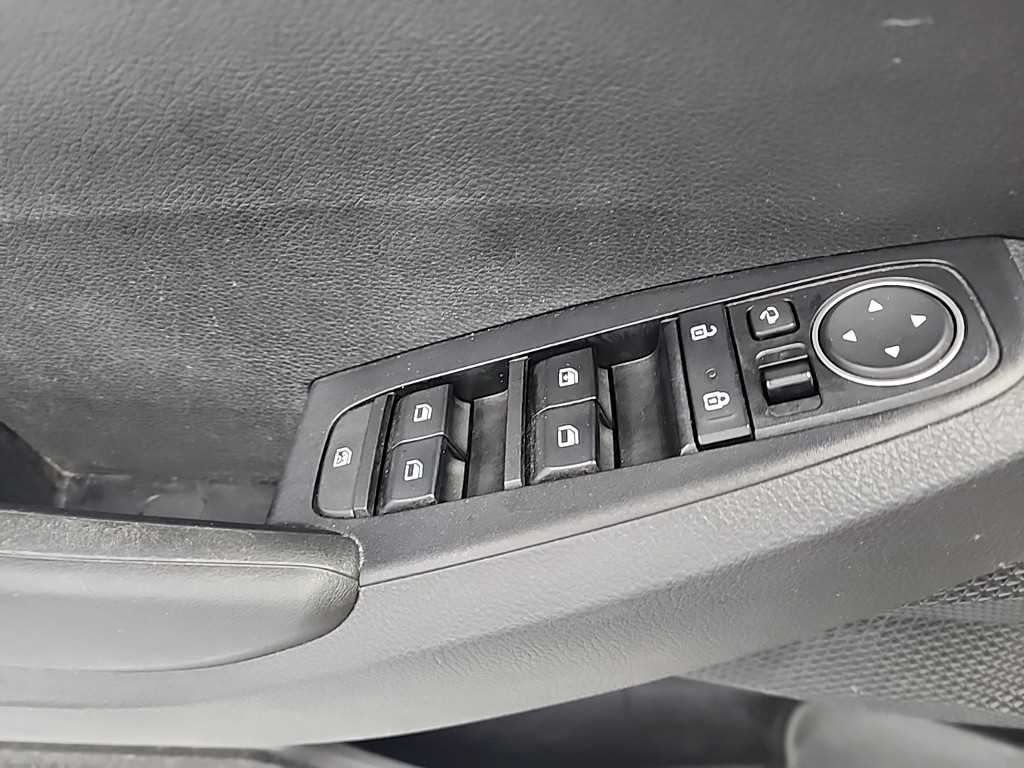 KIA Seltos 2020 Blanco - Importación desde Corea - HF Imports Iquique - Foto 14
