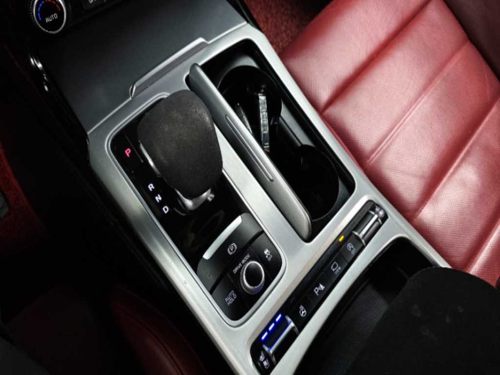 KIA Stinger - Vista 9