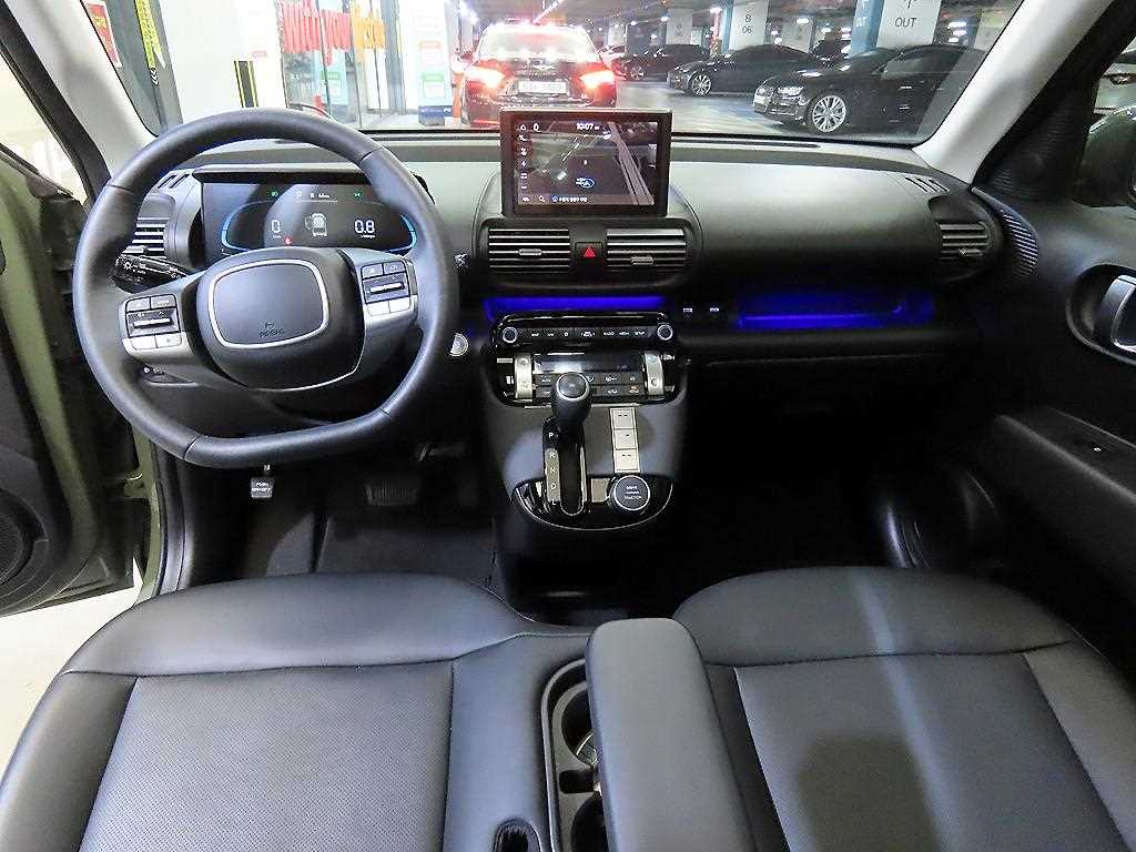 HYUNDAI Casper - Vista 10