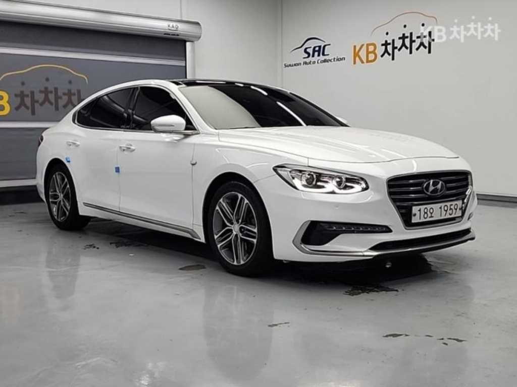 HYUNDAI Grandeur - Vista 4