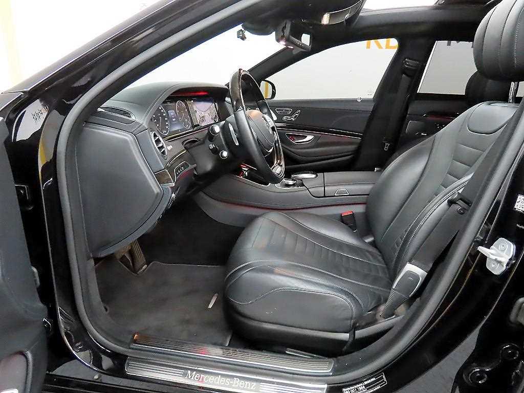 Mercedes Benz S Class - Vista 5