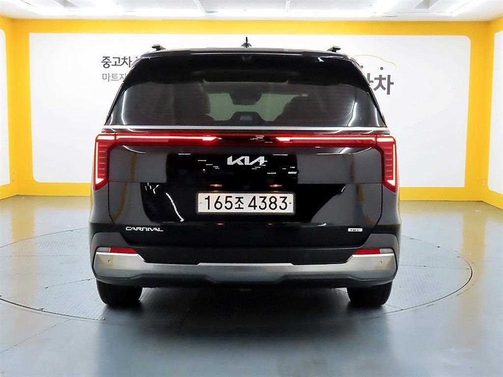 KIA Carnival - Vista 3