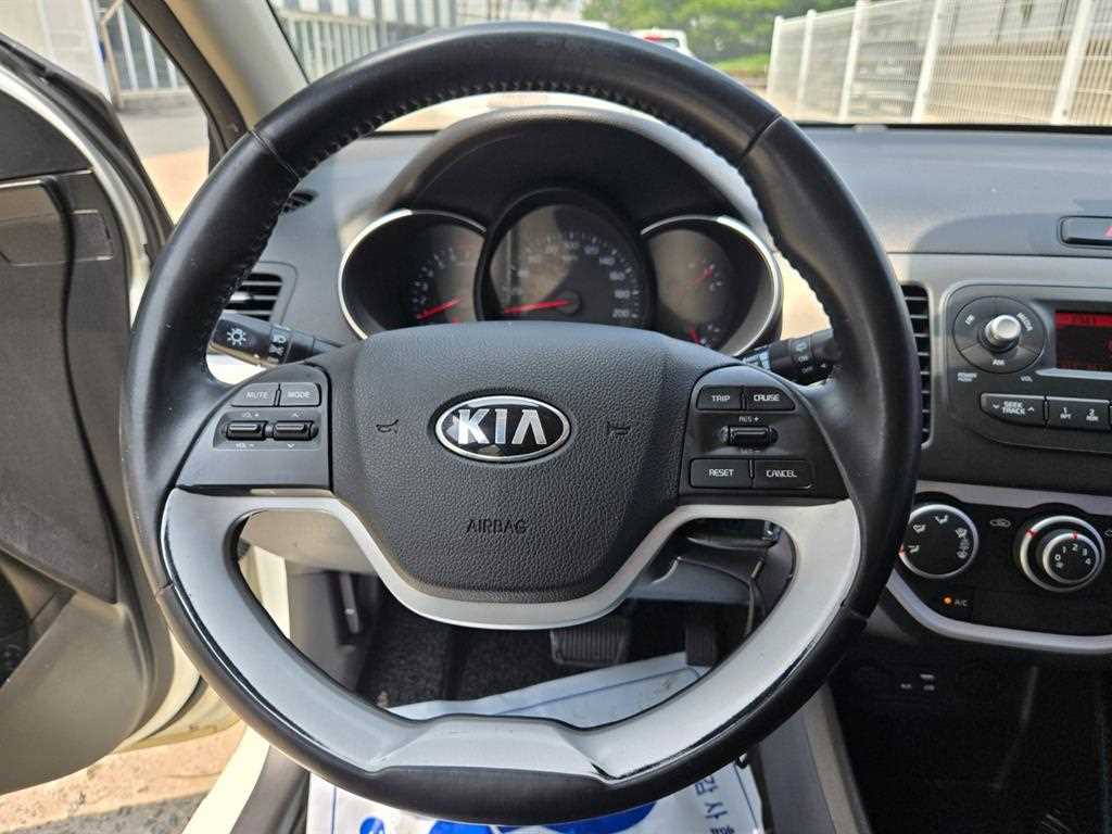 KIA Morning - Vista 8
