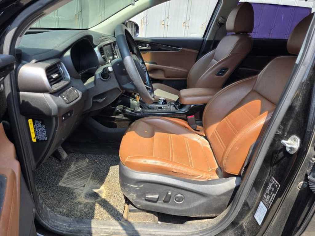 KIA Sorento - Vista 5