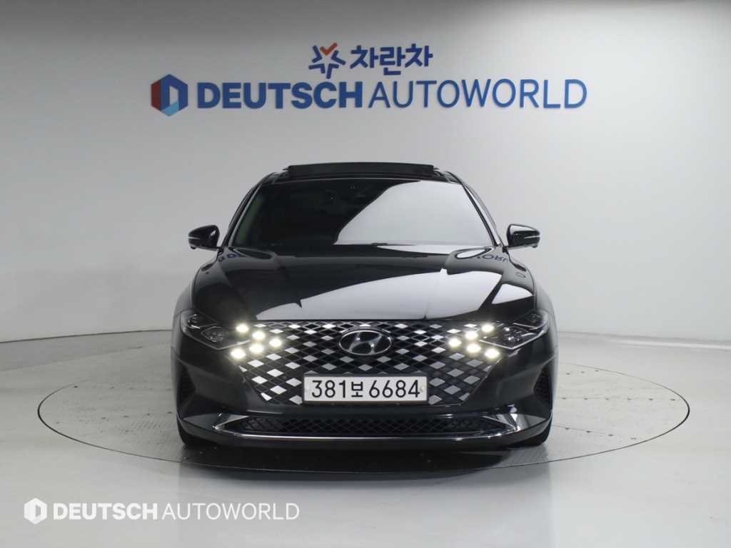 HYUNDAI Grandeur - Vista 2