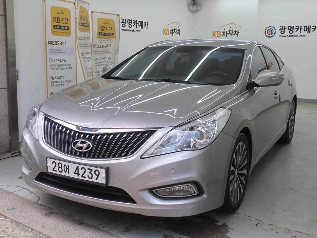 HYUNDAI Grandeur - Vista 2