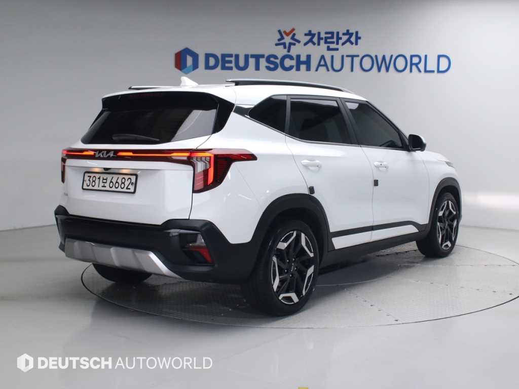 KIA Seltos - Vista 2