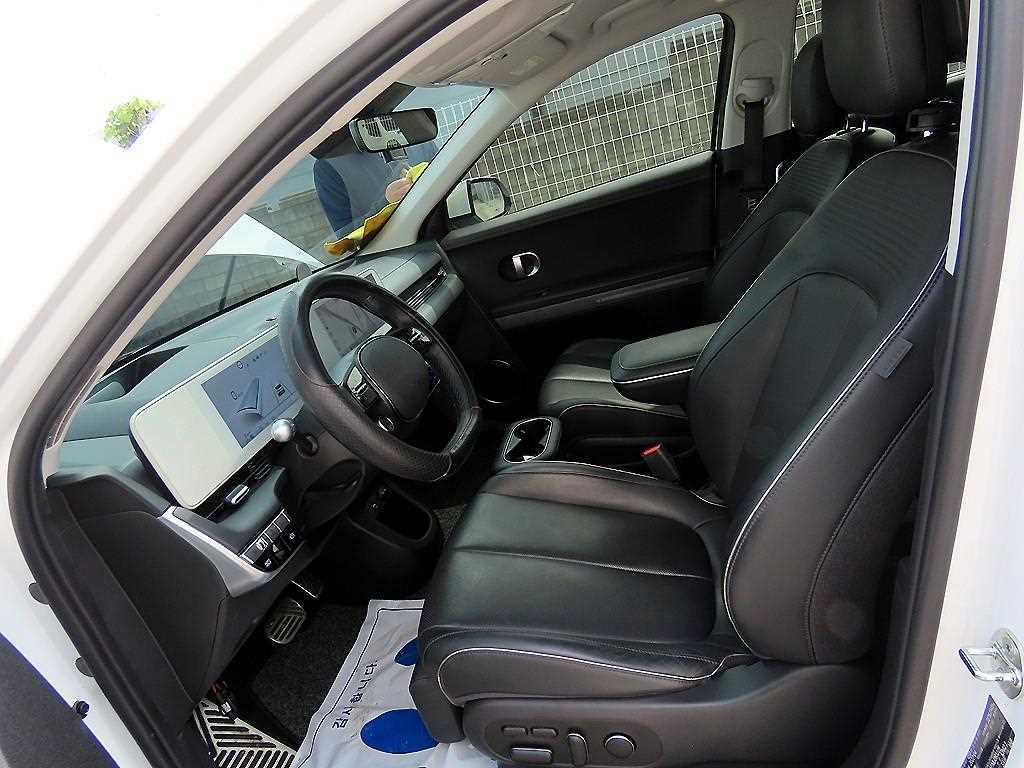 HYUNDAI Ioniq 5 - Vista 5