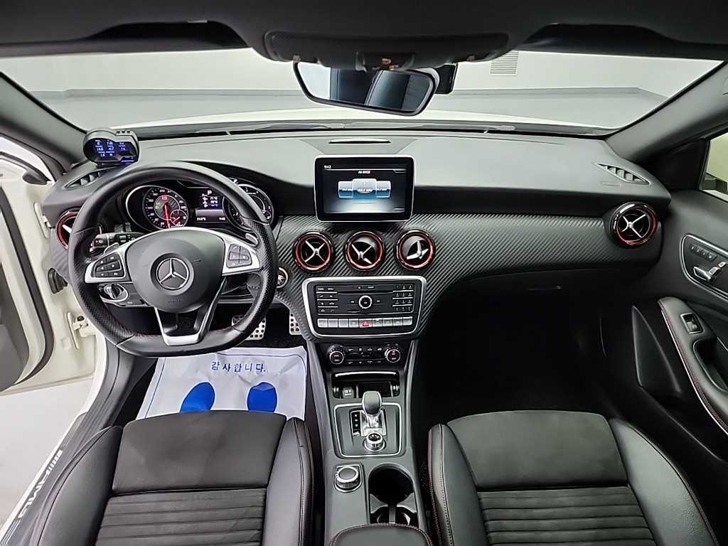 Mercedes Benz A Class - Vista 7