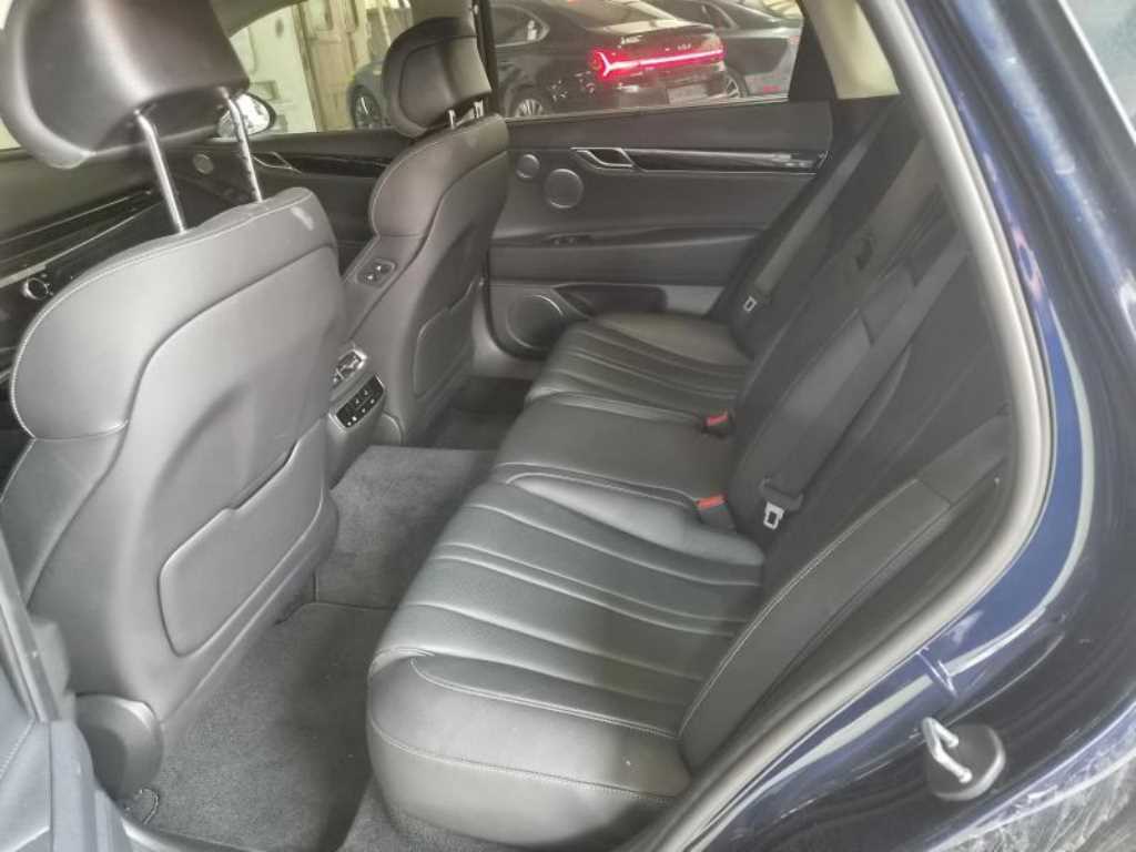 Genesis G80 - Vista 5