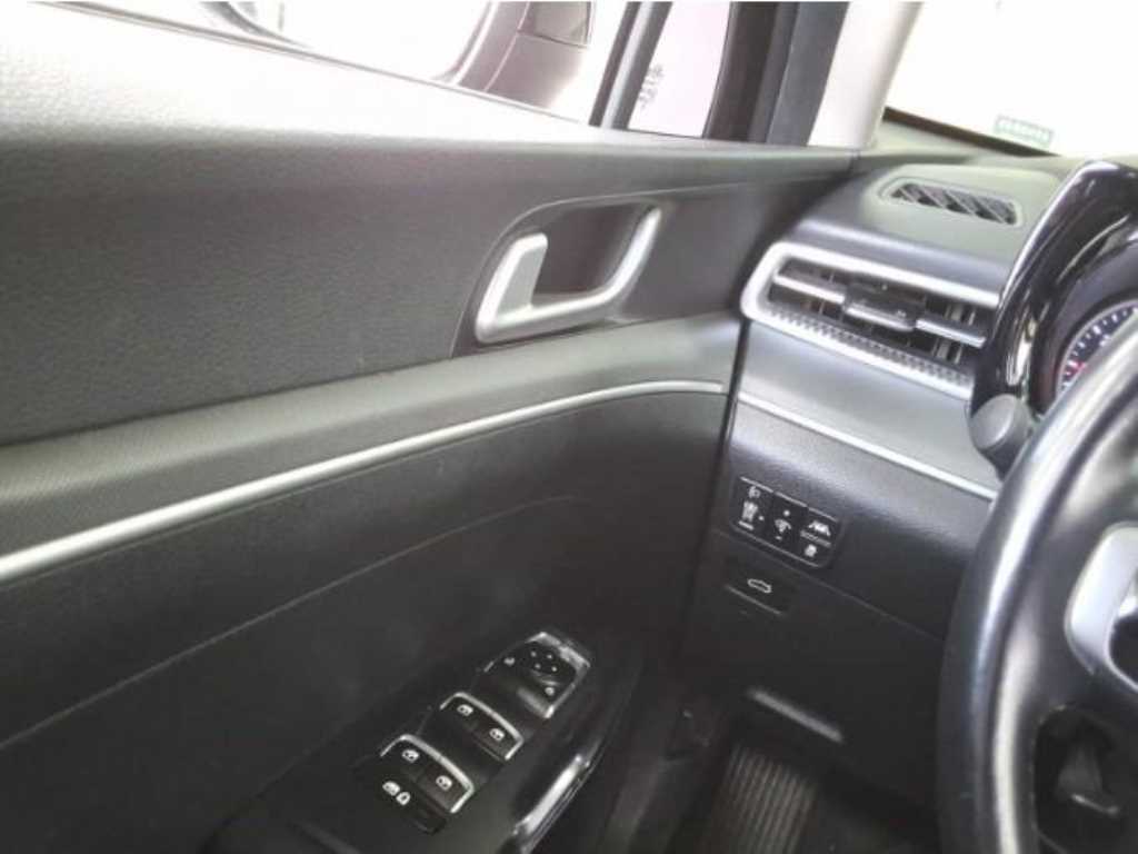 KIA K5 - Vista 4
