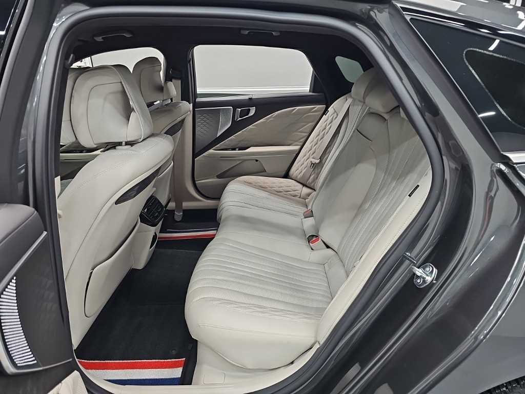KIA K8 - Vista 12