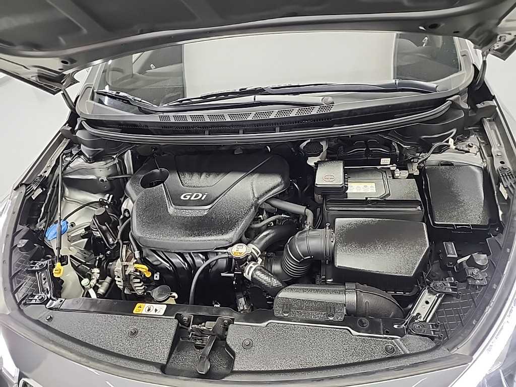 KIA K3 - Vista 5