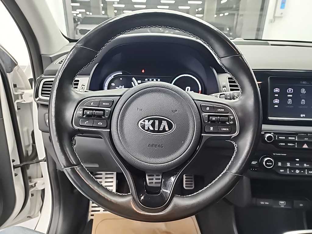 KIA Niro - Vista 9