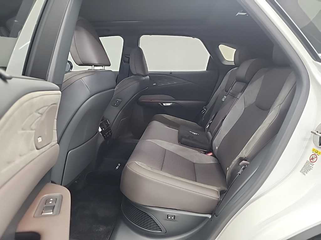 Lexus RX - Vista 12
