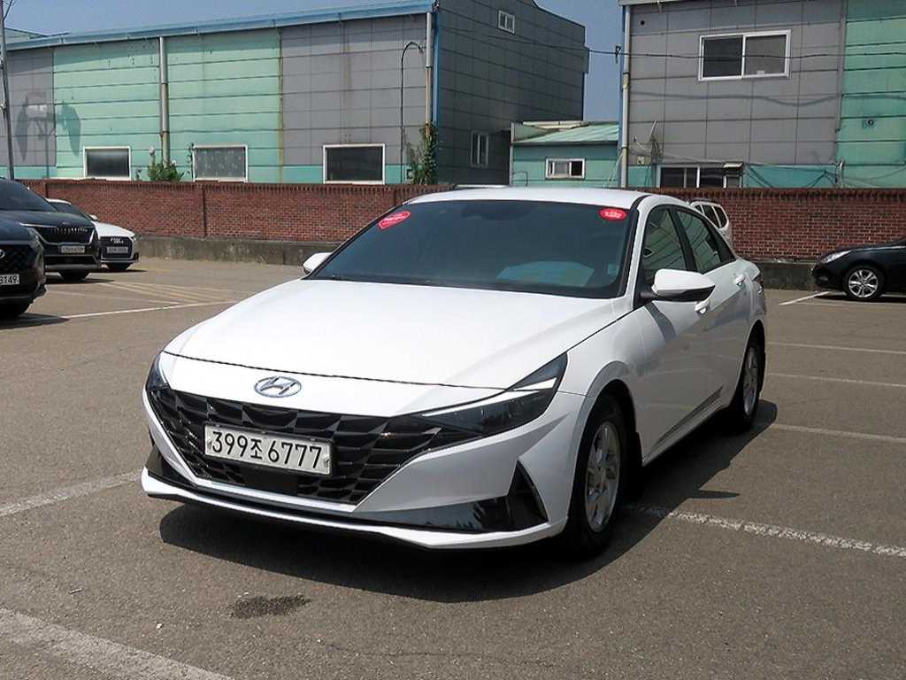 HYUNDAI Avante - Vista 2