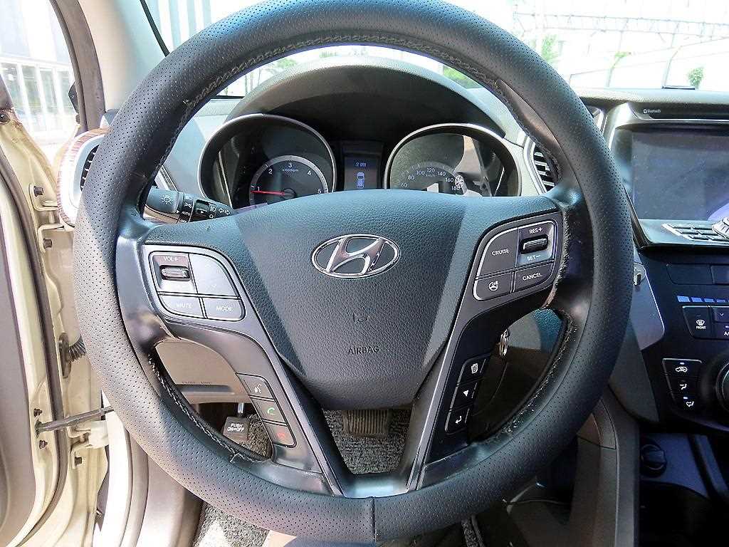 HYUNDAI Santa Fe - Vista 8