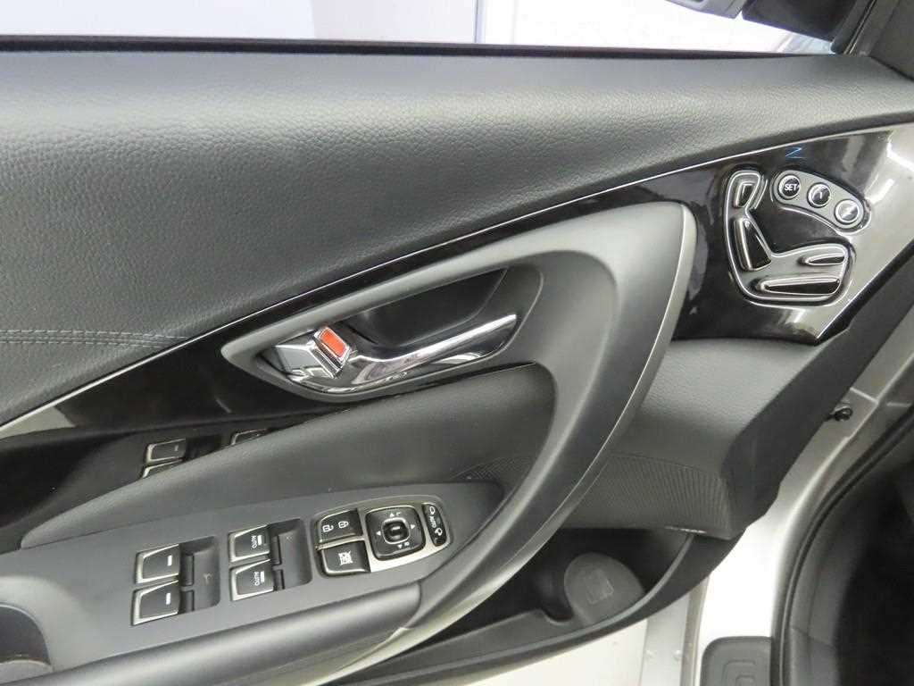 HYUNDAI Grandeur - Vista 9