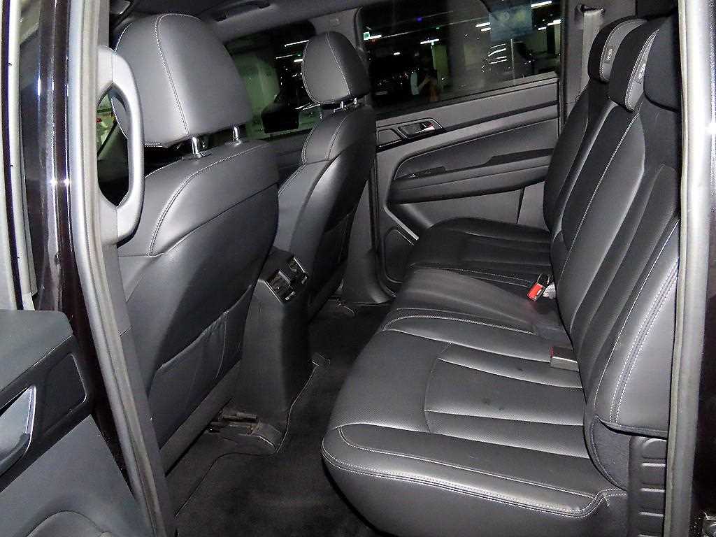 Ssangyong Rexton - Vista 7