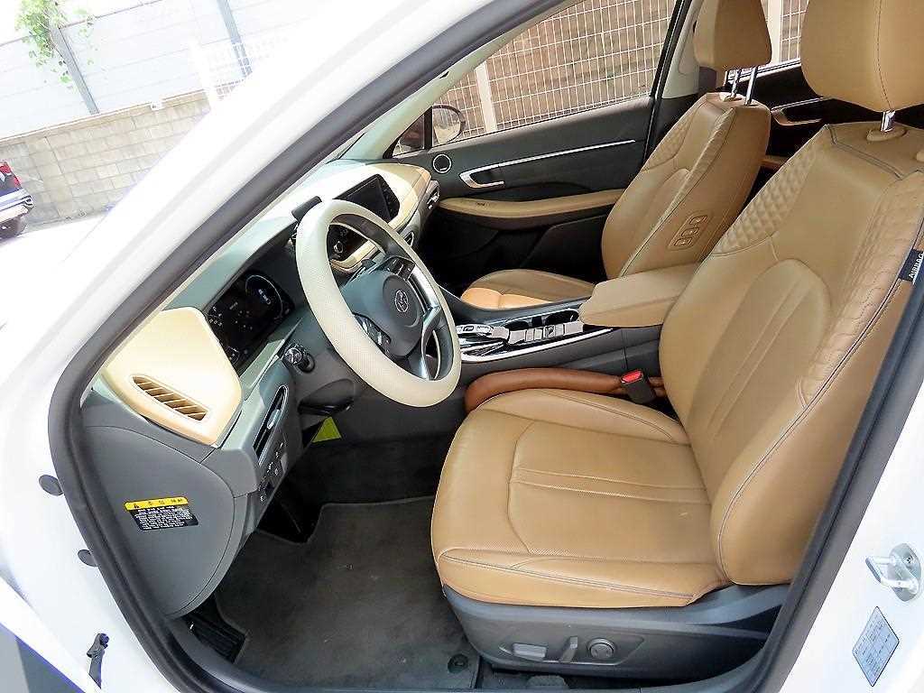 HYUNDAI Sonata - Vista 5