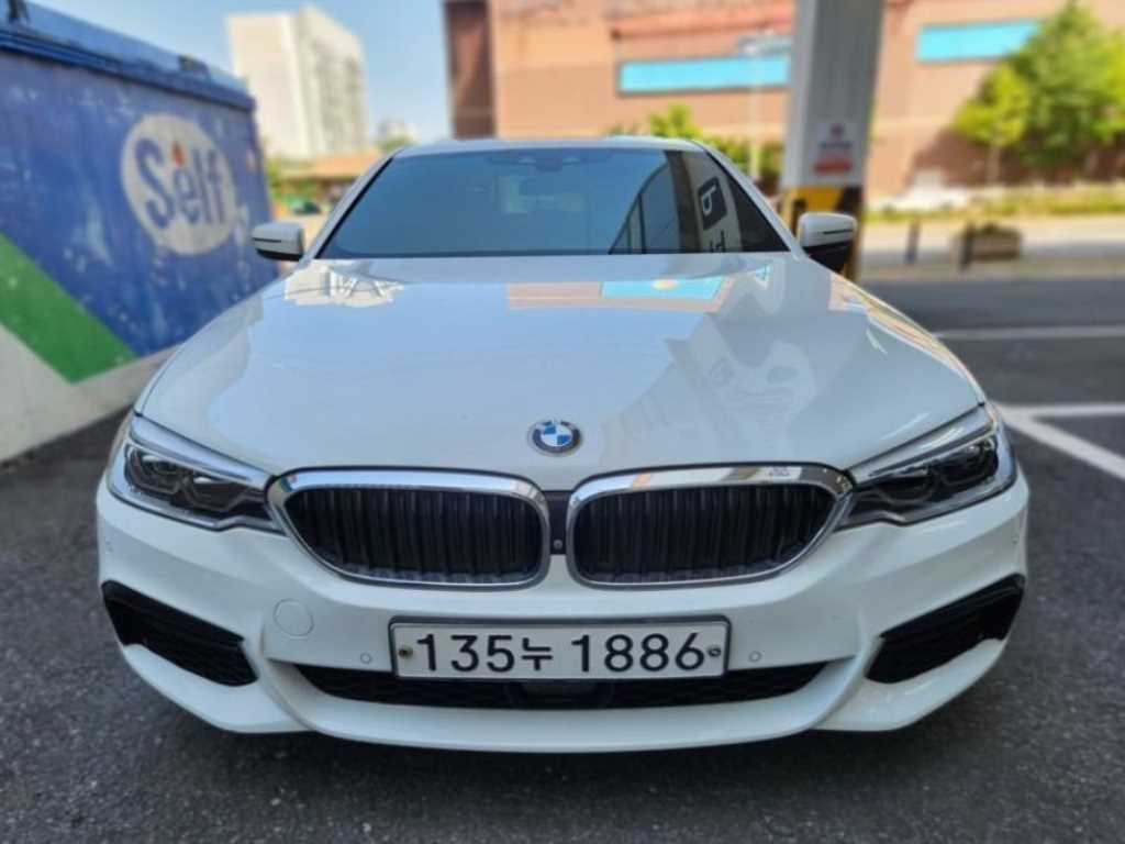 BMW 5 Series 2019 Blanco - Importación desde Corea - HF Imports Iquique - Foto 1