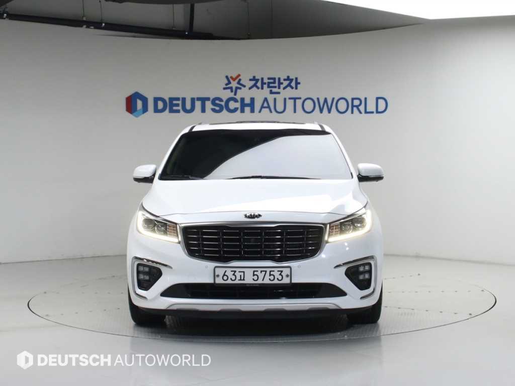 KIA Carnival - Vista 3