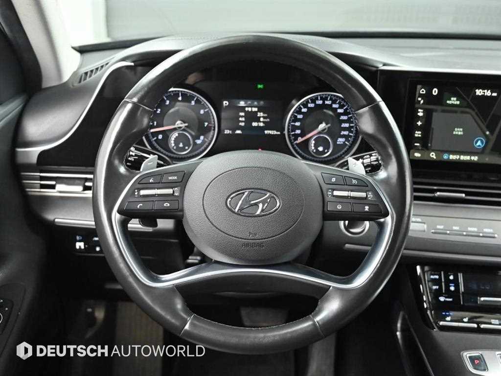 HYUNDAI Grandeur - Vista 11
