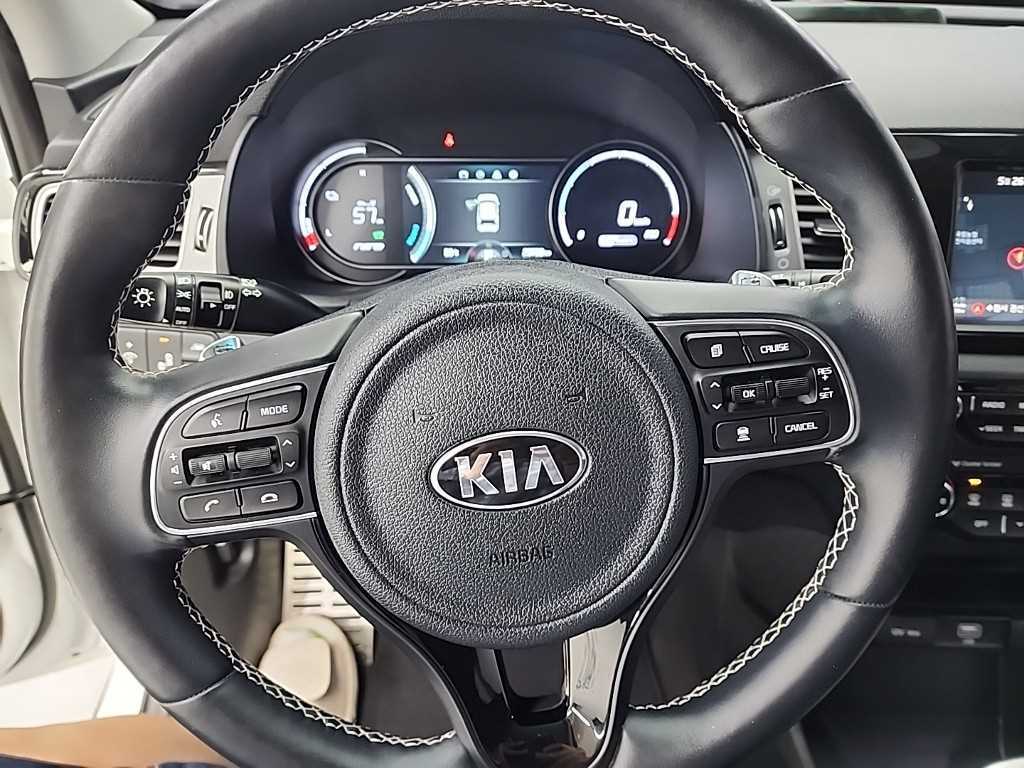 KIA Niro - Vista 9