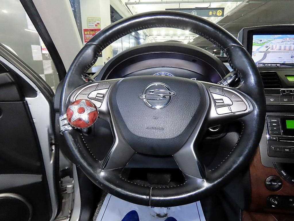 Ssangyong Rexton - Vista 8