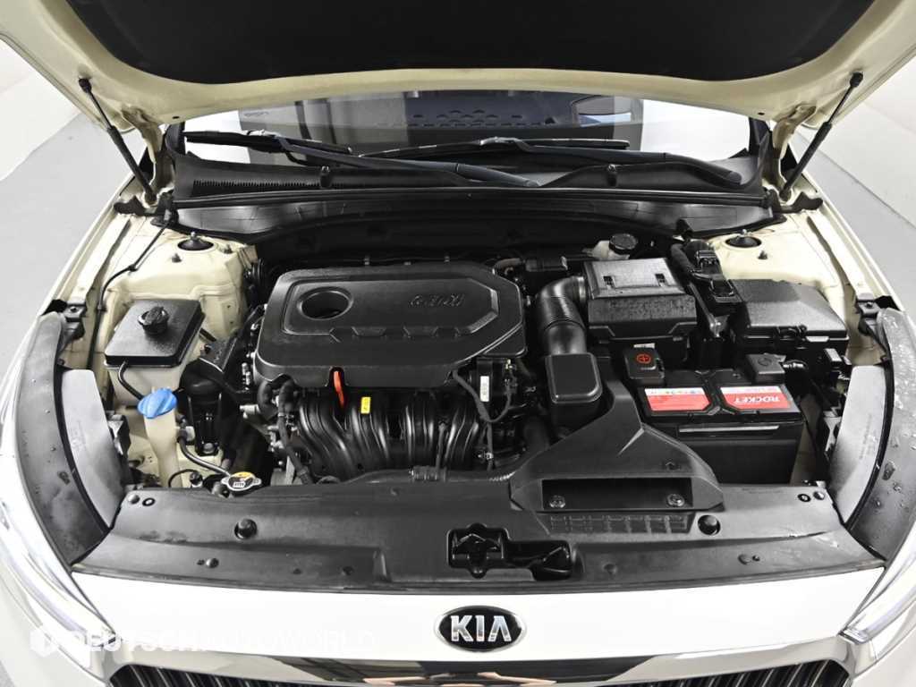 KIA K7 - Vista 7