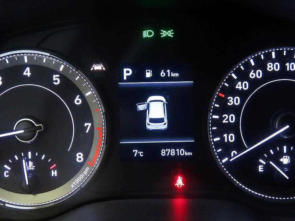 HYUNDAI Venue - Vista 9