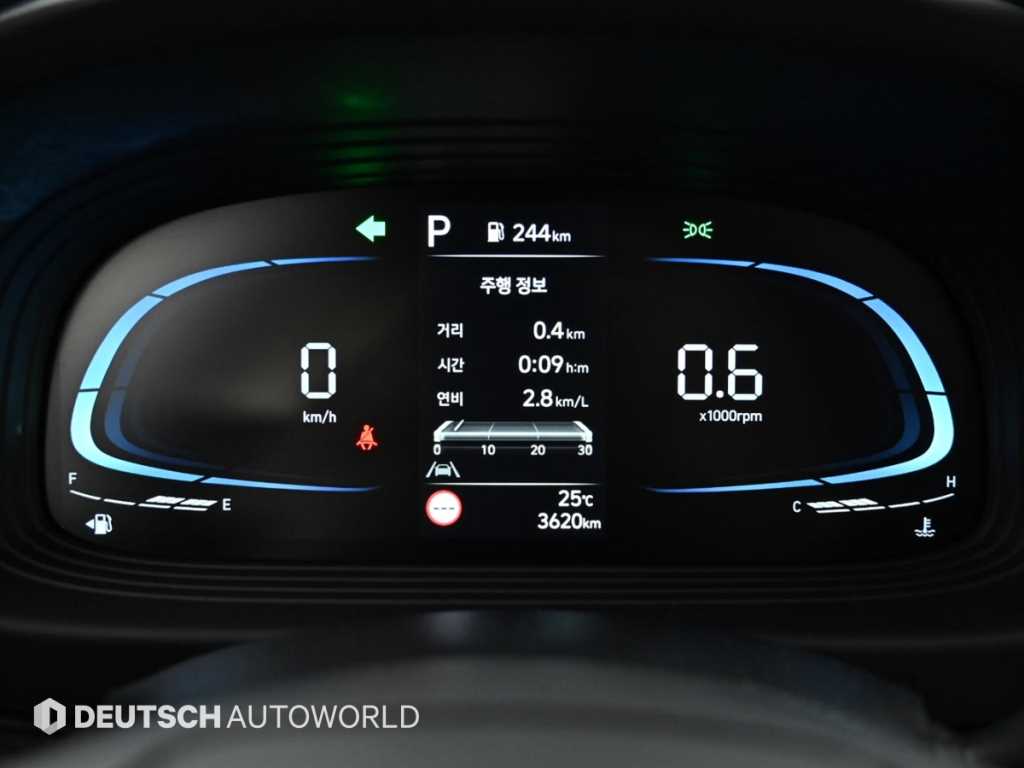 HYUNDAI Venue - Vista 8