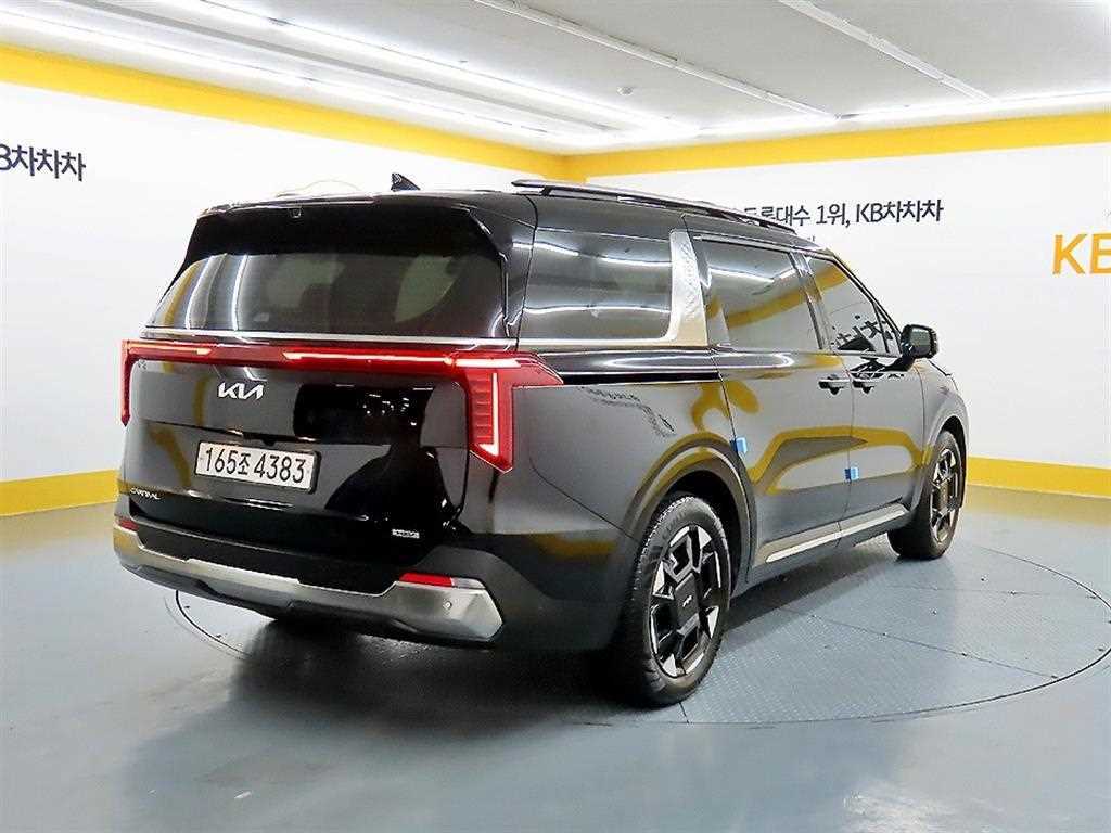 KIA Carnival - Vista 4