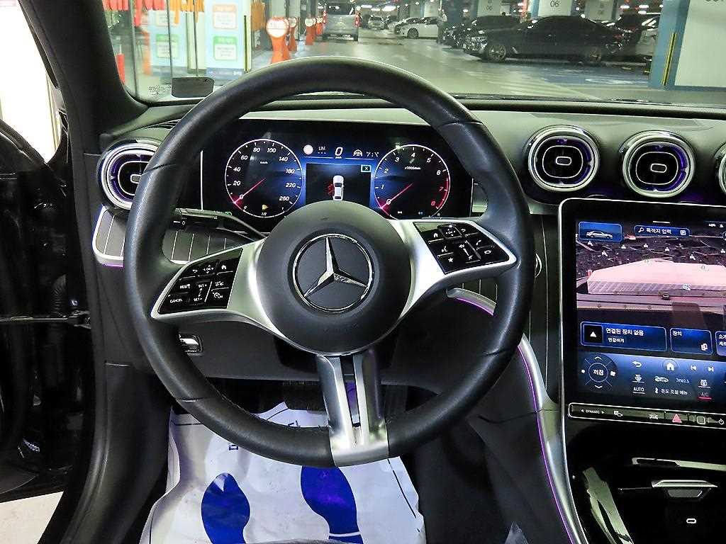 Mercedes Benz C Class - Vista 8