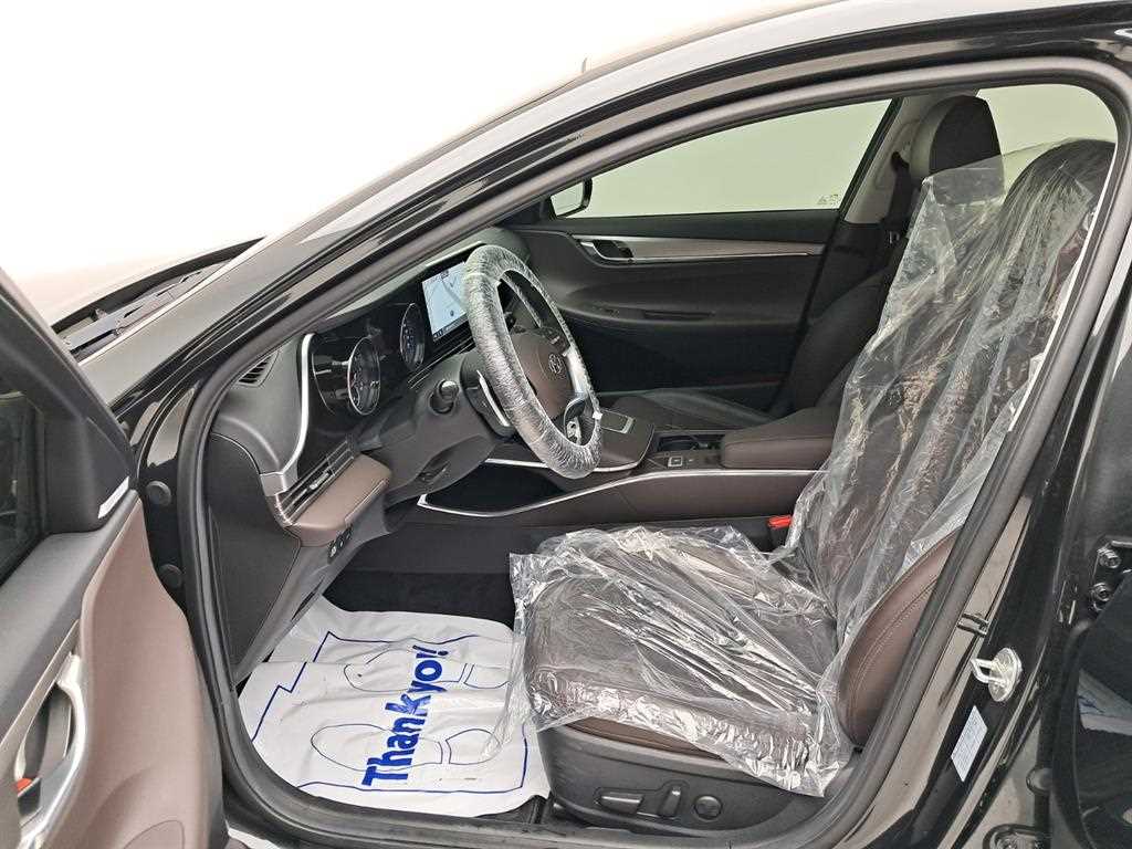 HYUNDAI Grandeur - Vista 11