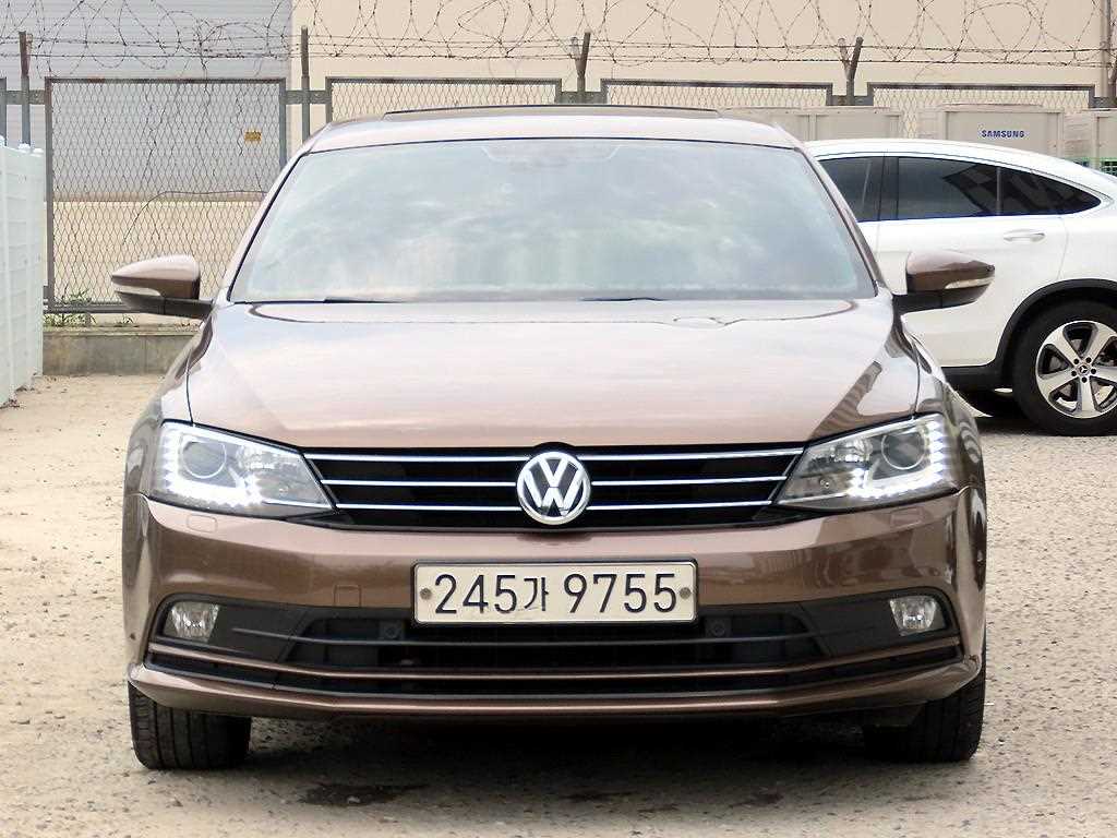 Volkswagen Jetta 2015 Café - Importación desde Corea - HF Imports Iquique - Foto 1