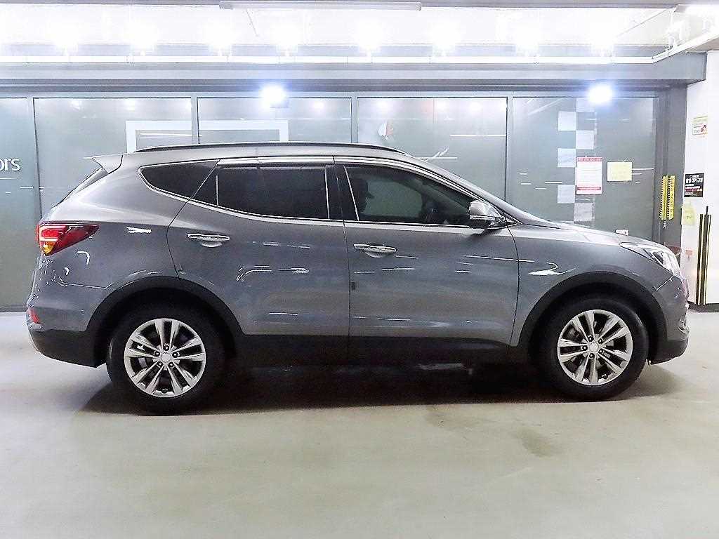 HYUNDAI Santa Fe - Vista 3