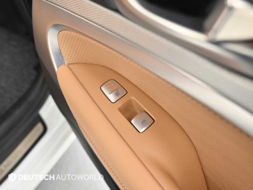 Genesis G70 2024 Blanco - Importación desde Corea - HF Imports Iquique - Foto 16