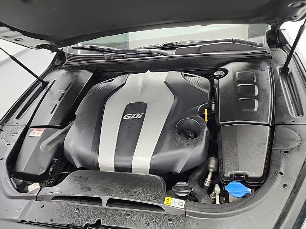 KIA K9 - Vista 5