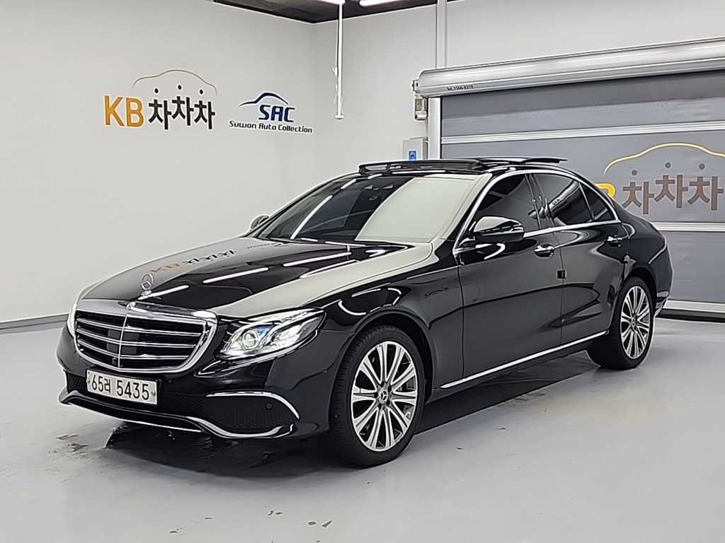 Mercedes Benz E class - Vista 2
