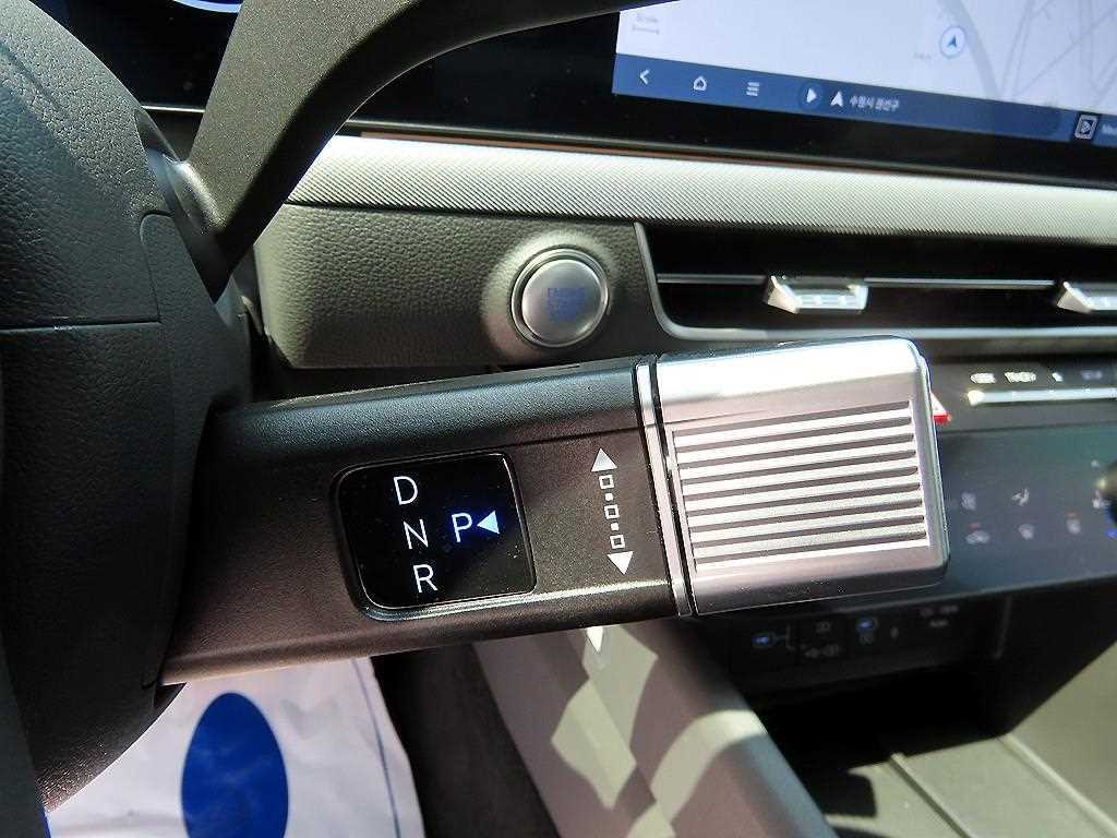 HYUNDAI Sonata - Vista 10