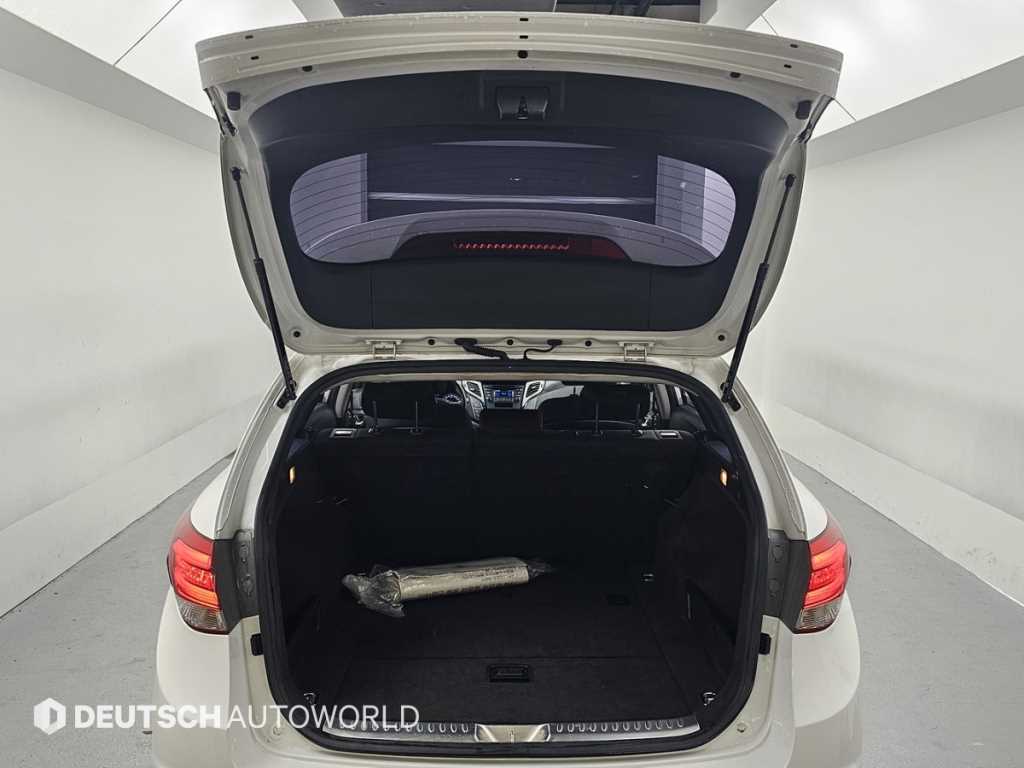 HYUNDAI i40 2016 Blanco - Importación desde Corea - HF Imports Iquique - Foto 19
